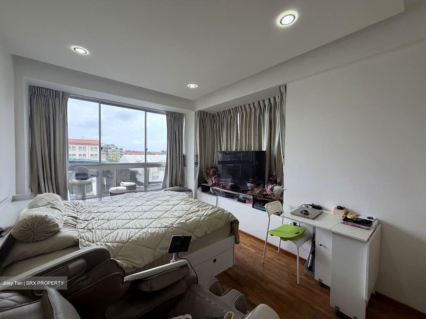 Oasis @ Elias (D18), Condominium #528237461